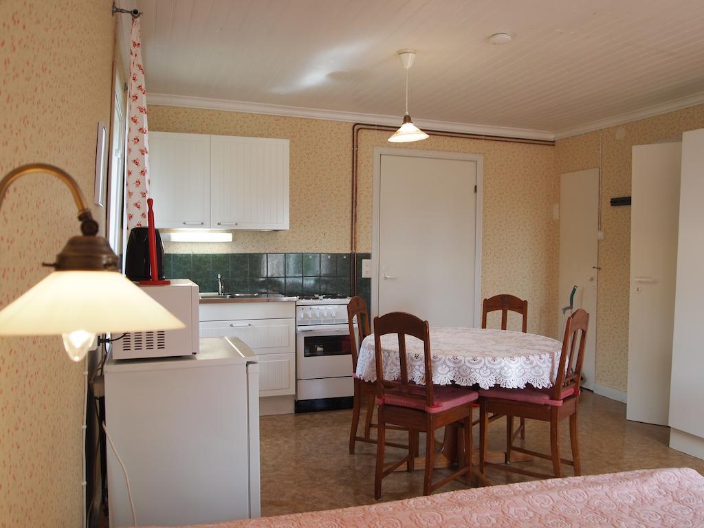 Tammiston Cottages Naantali Cameră foto